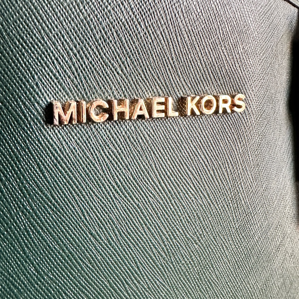 MICHEAL KORS GREEN GOLD BAG WALLET - Picture 5 of 11